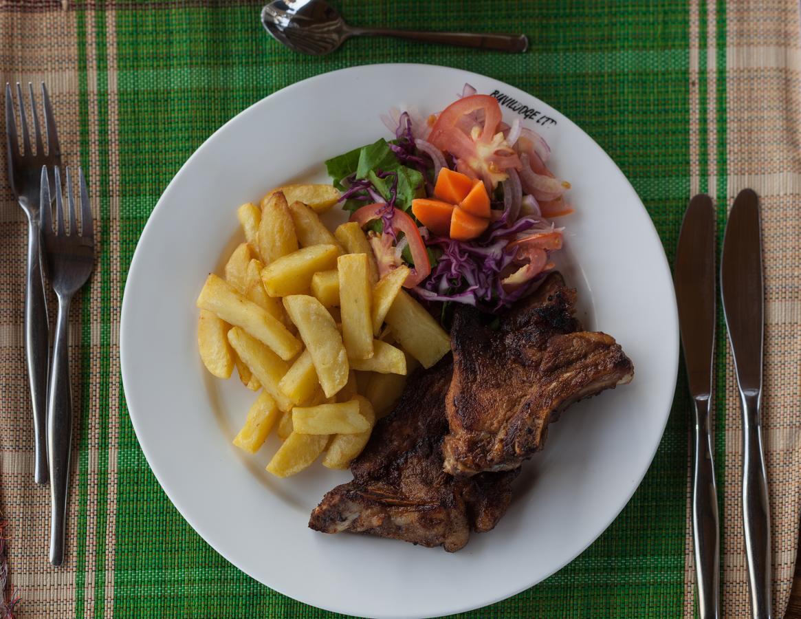 Buvi Lodge Limited Entebbe Kültér fotó